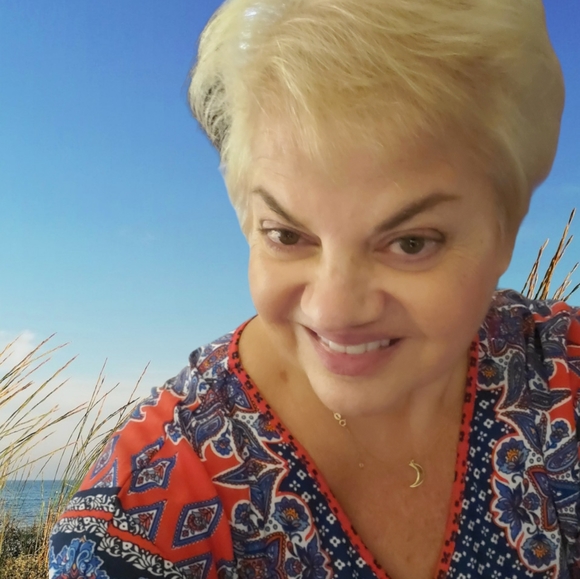 Meet your Posher, Joanne - Picture 6 of 6